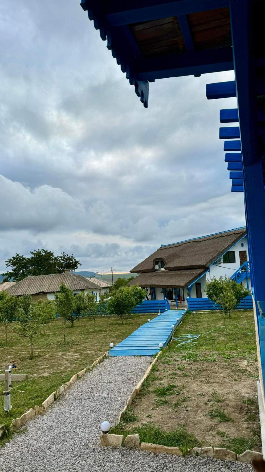 Casa Enisalaゲストハウス エクステリア 写真
