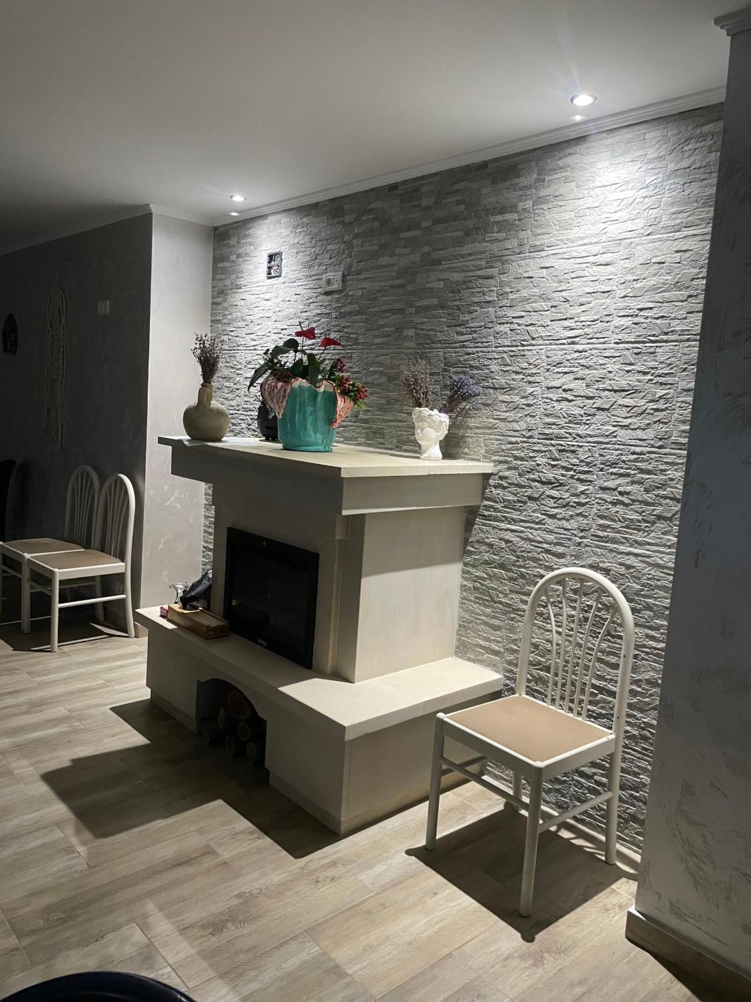 Casa Enisalaゲストハウス エクステリア 写真
